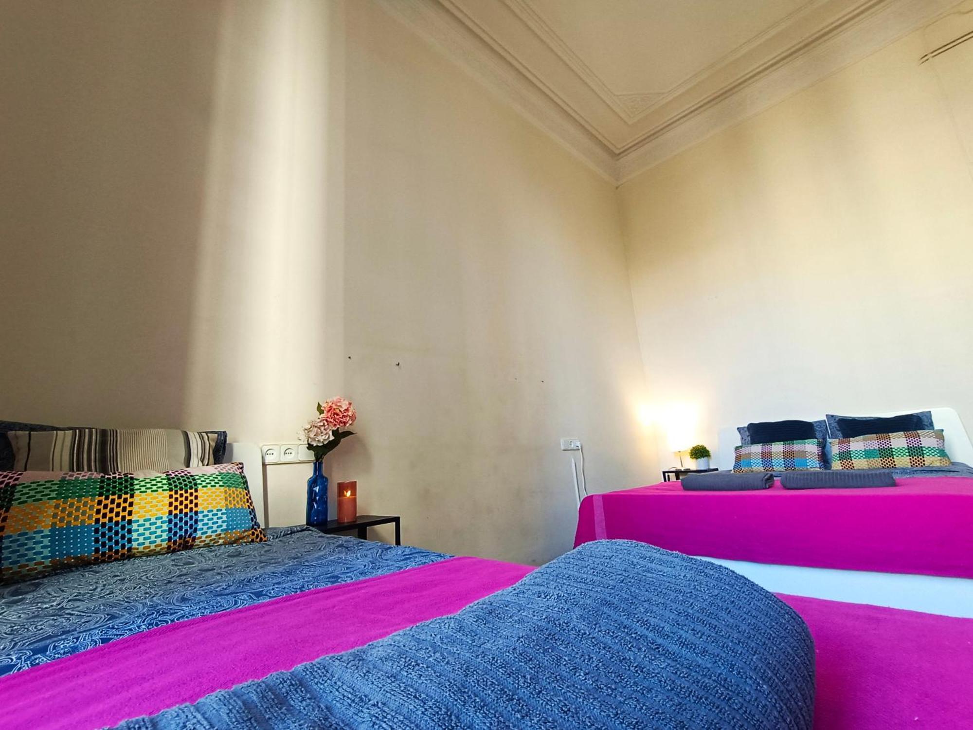 By Urquinaona Rooms Барселона Екстер'єр фото